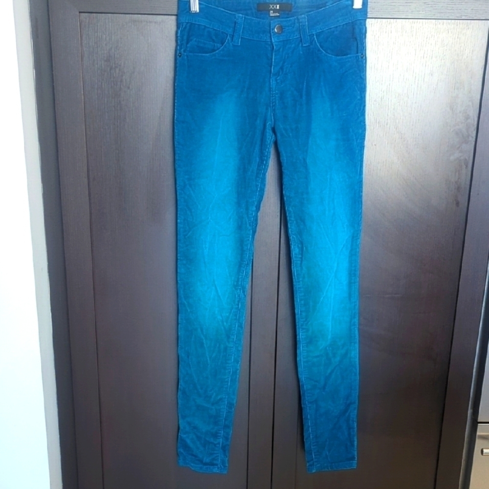 Bundle Of 2 Forever 21 Blue Skinny + Black Jeans - Size 24 Great Condition